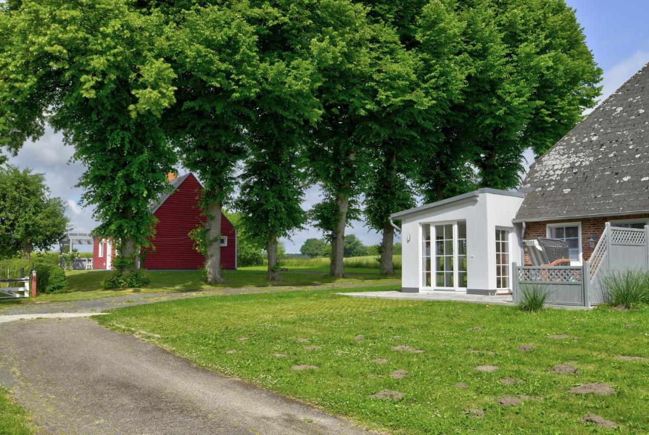 Fewo1846 - Rotes Haus - Idyllisch Gelegenes Haus Mit 2 Schlafzimmern Und Grossem Grundstueck Husby  Exterior foto